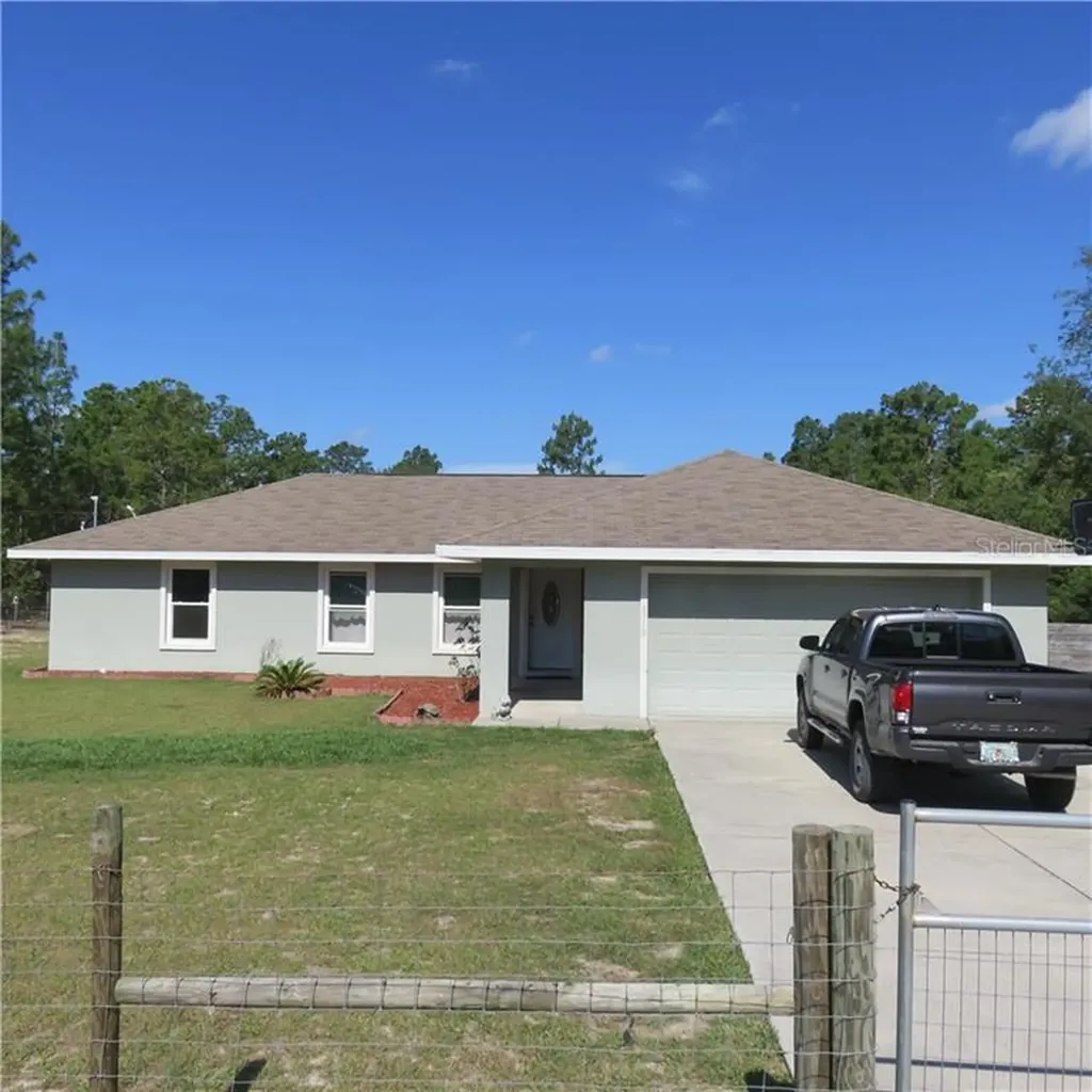 8758 SW 137th Court Dunnellon FL 34432