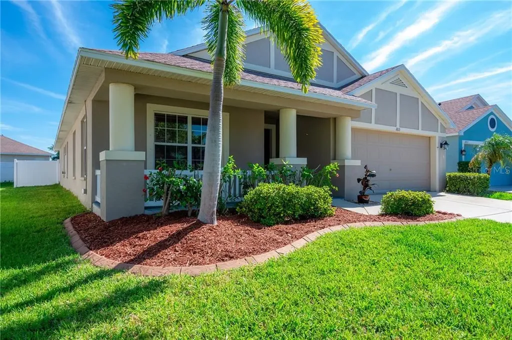 1813 Raven Glen Drive Ruskin FL 33570