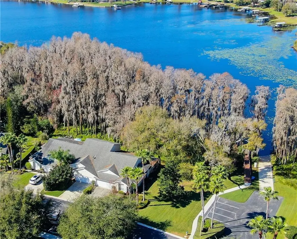 1711 Heron Cove Drive Lutz FL 33549