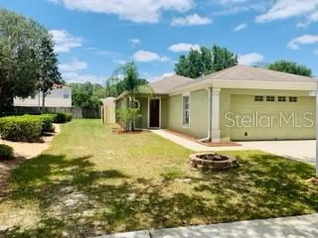 1018 Harvest Moon Drive Seffner FL 33584