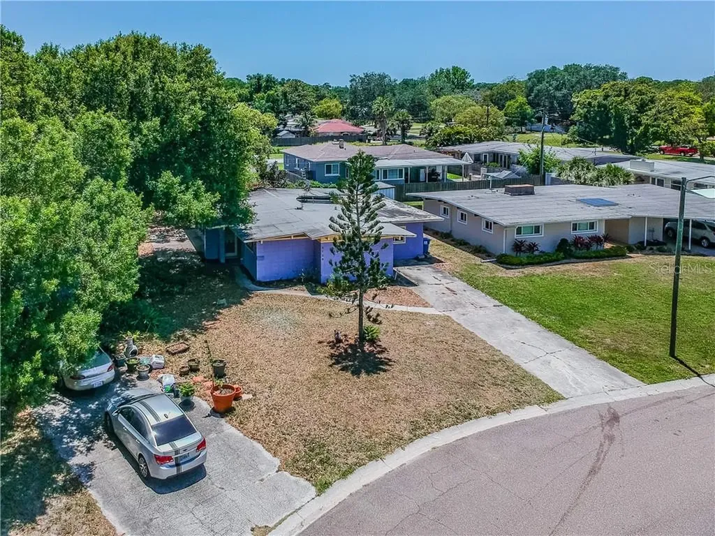 6126 Hampton Drive N St Petersburg FL 33710