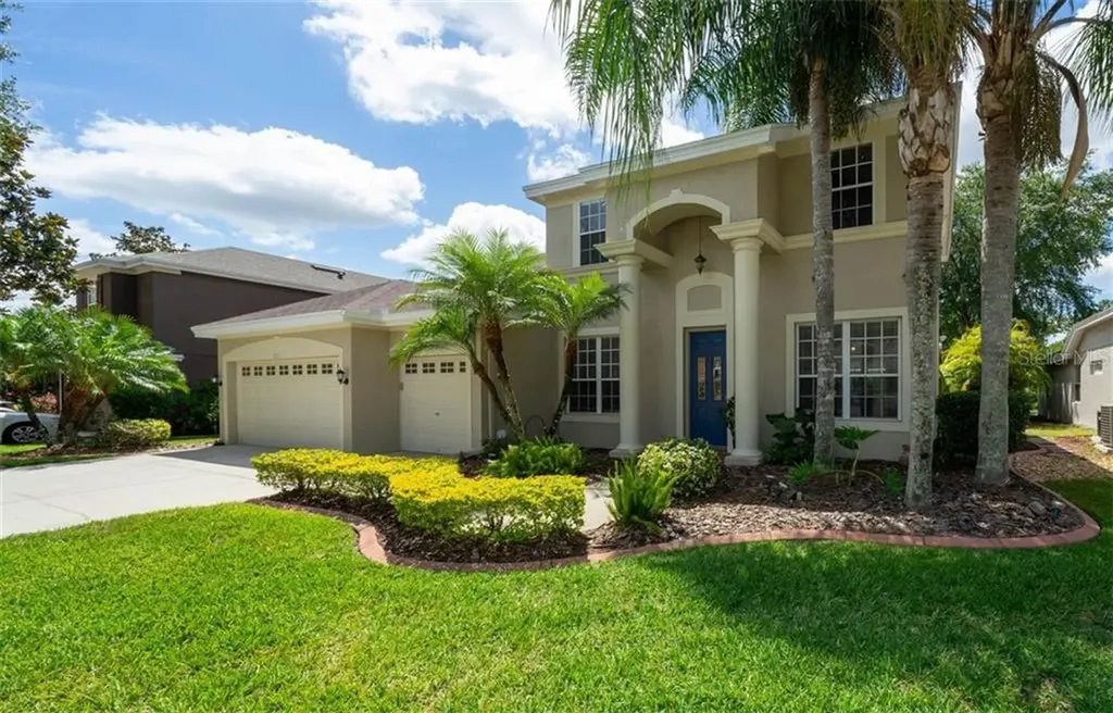 8203 Nature Cove Way Tampa FL 33647