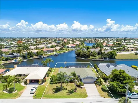 500 Via Esplanade Punta Gorda FL 33950
