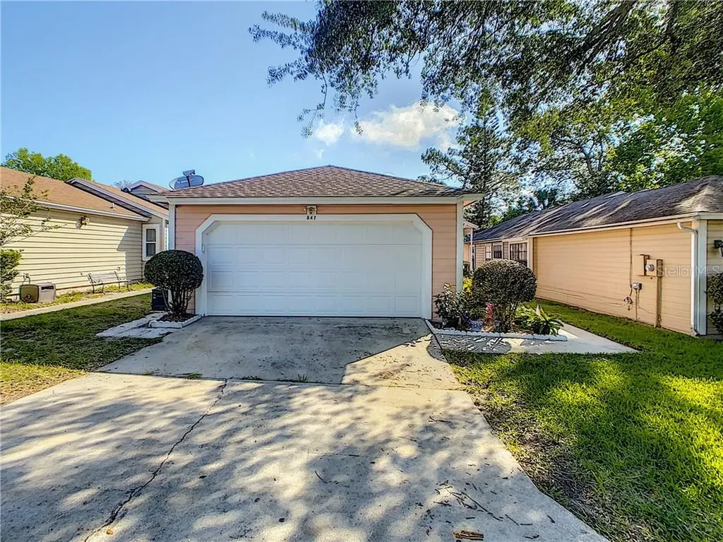 547 Portland Circle Apopka FL 32703