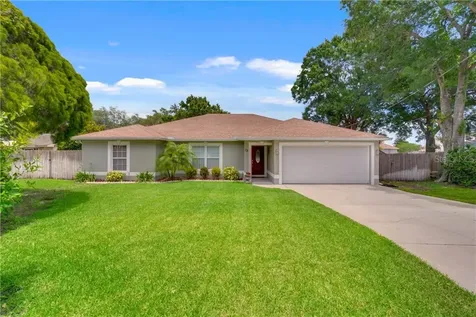 13 Lamplight Lane Winter Haven FL 33884