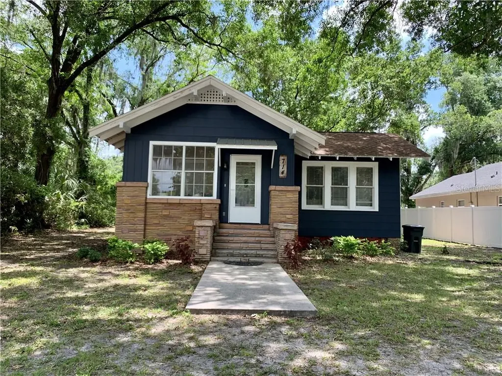 714 N Knight Street Plant City FL 33563