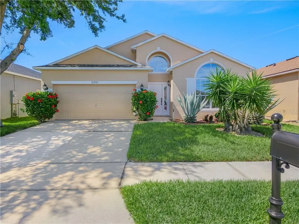 10903 Leader Lane Orlando FL 32825