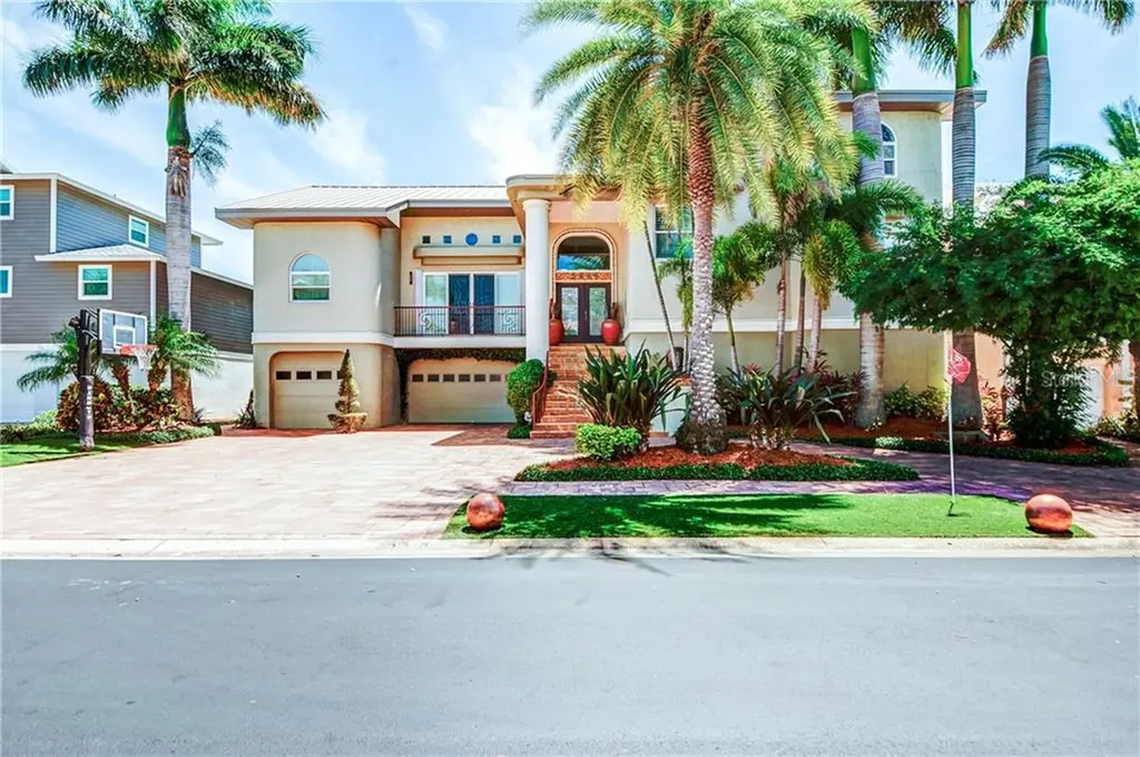 5911 Bayview Circle S Gulfport FL 33707