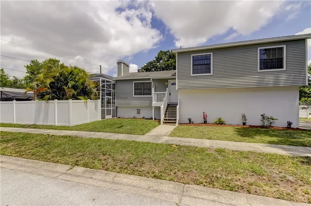 5911 69th Avenue N Pinellas Park FL 33781