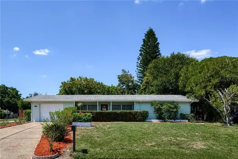 2403 Tangerine Drive Sarasota FL 34239