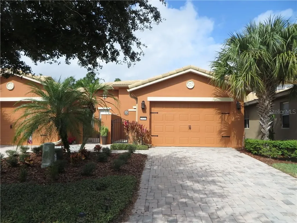 2525 Palm Tree Drive Kissimmee FL 34759