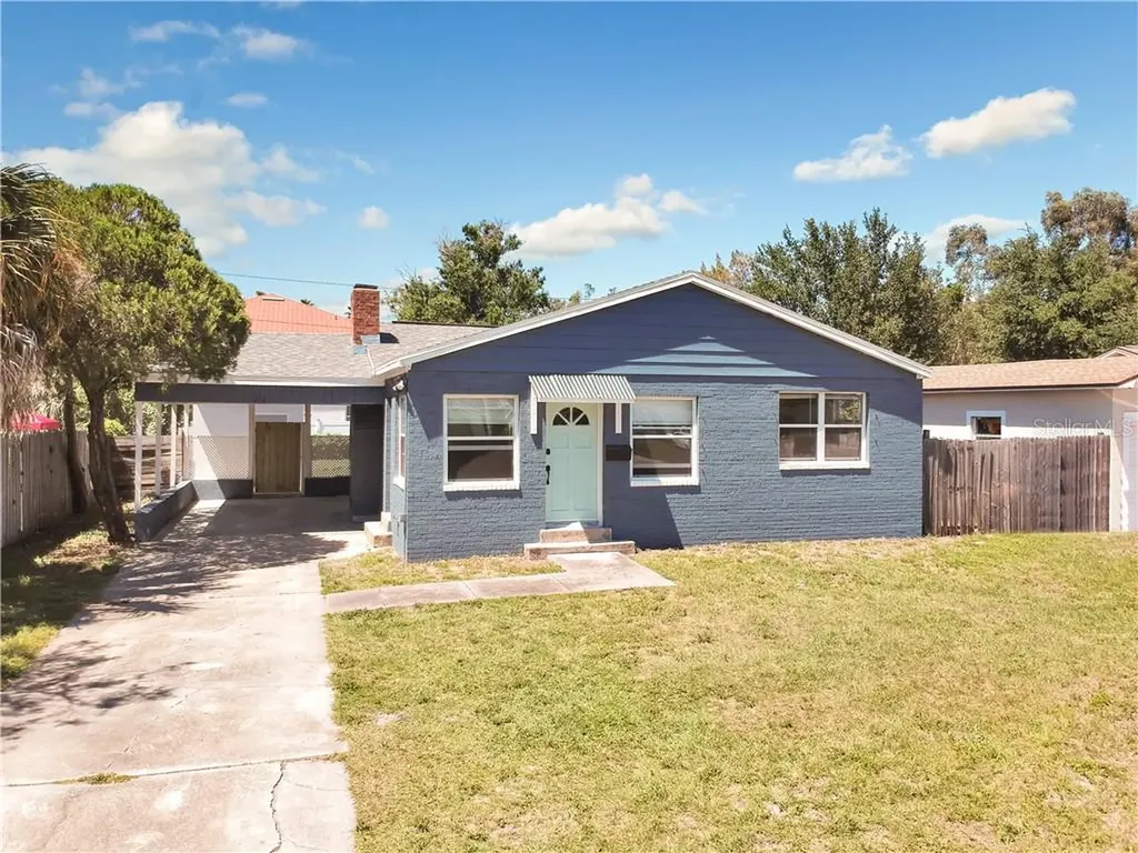 221 83rd Avenue N St Petersburg FL 33702