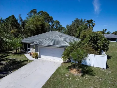 1519 N Chamberlain Boulevard North Port FL 34286