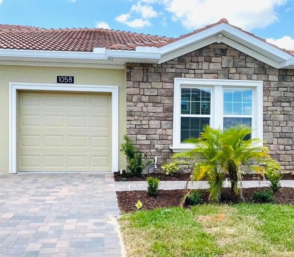 1058 Blackwolf Run Road Davenport FL 33896