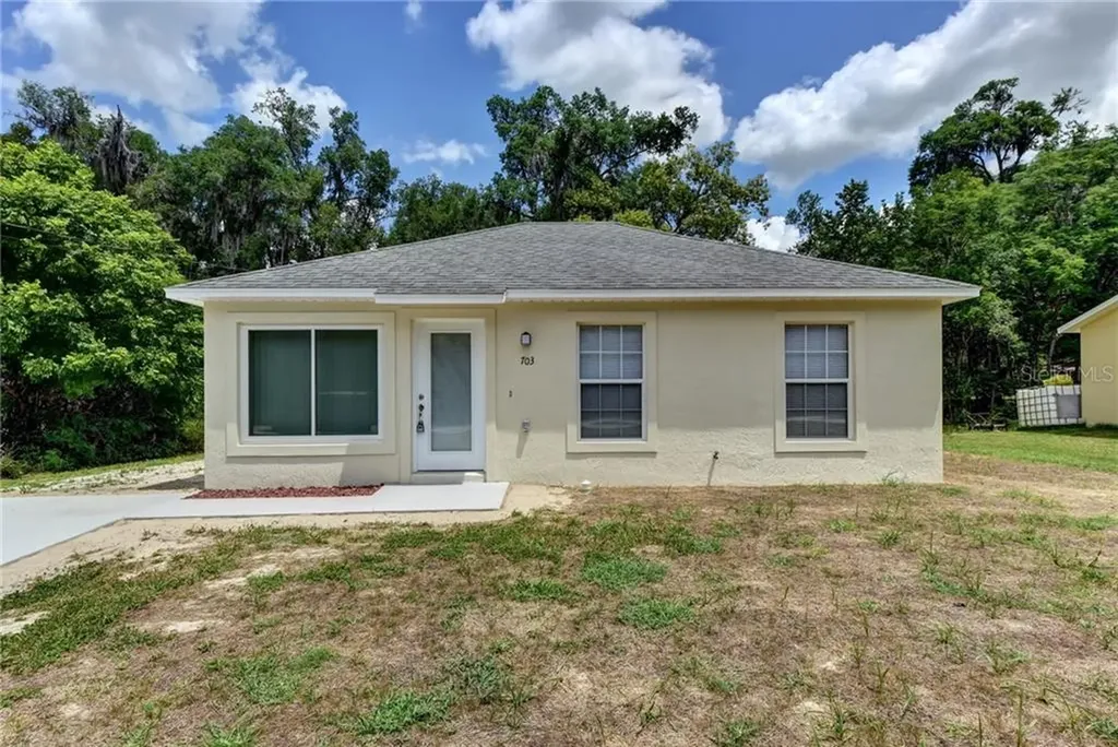 703 Grant Avenue Deland FL 32724