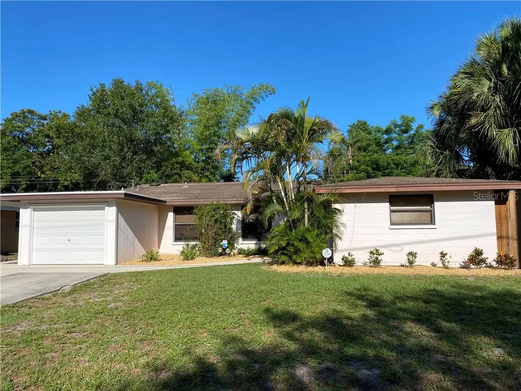3956 Middlesex Place Sarasota FL 34241