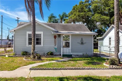 3422 53rd Avenue N St Petersburg FL 33714