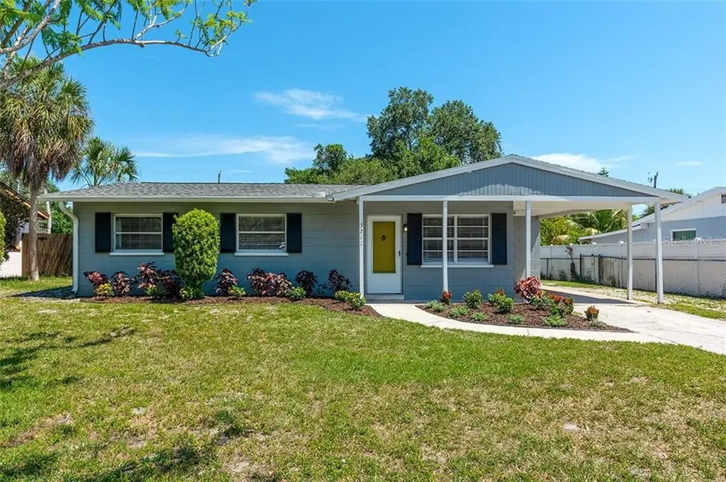 3211 Bailey Street Sarasota FL 34237