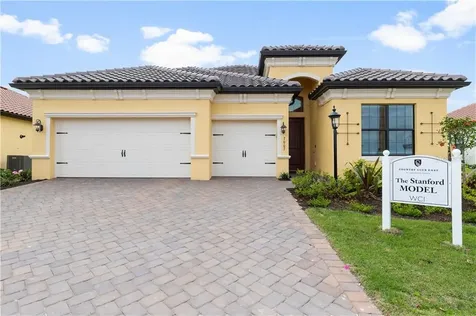 15739 Seaton Place Bradenton FL 34202