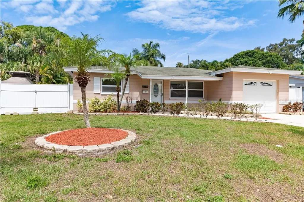 3484 70th Way N St Petersburg FL 33710