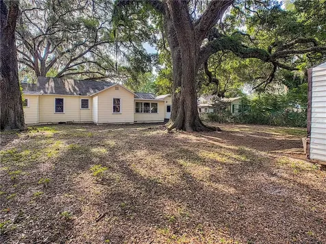 4617 5th Street Zephyrhills FL 33542
