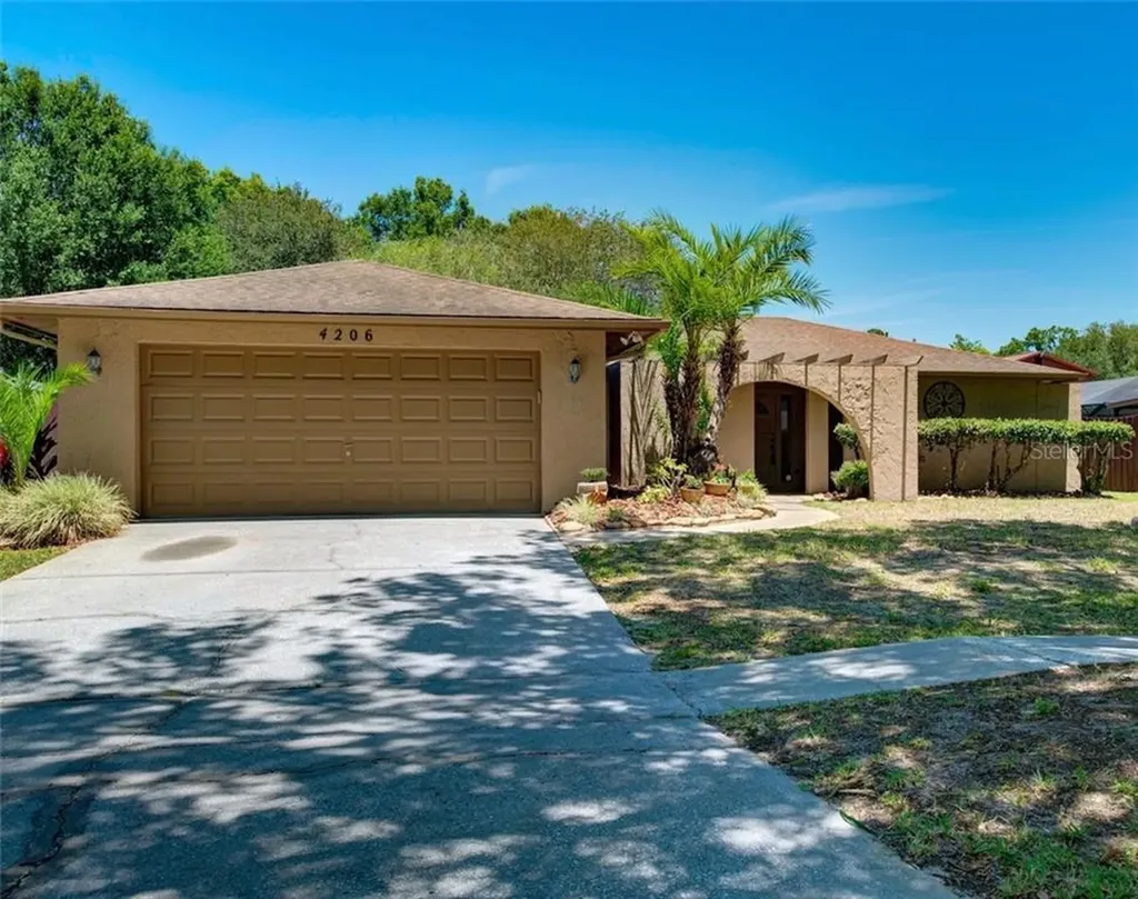 4206 Grainary Avenue Tampa FL 33624