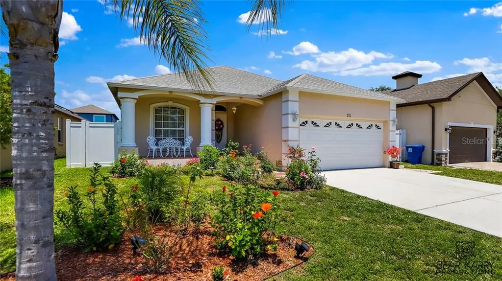 711 92nd Avenue N St Petersburg FL 33702