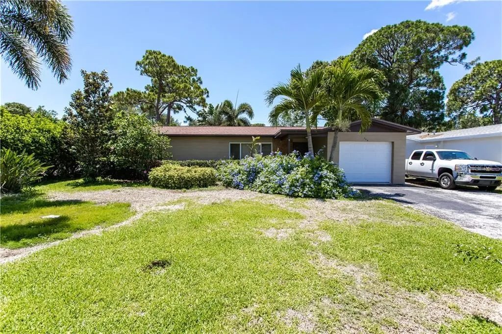 328 87th Avenue NE St Petersburg FL 33702