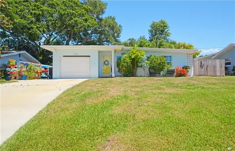 12037 145th Street Largo FL 33774