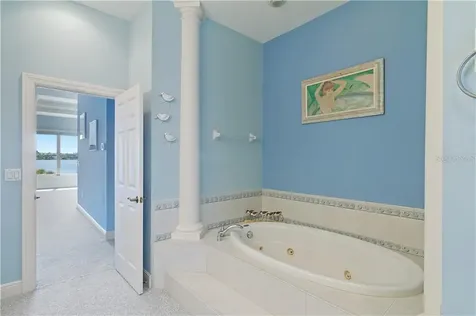 7336 Captain Kidd Avenue Sarasota FL 34231