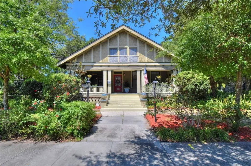 5202 N Central Avenue Tampa FL 33603