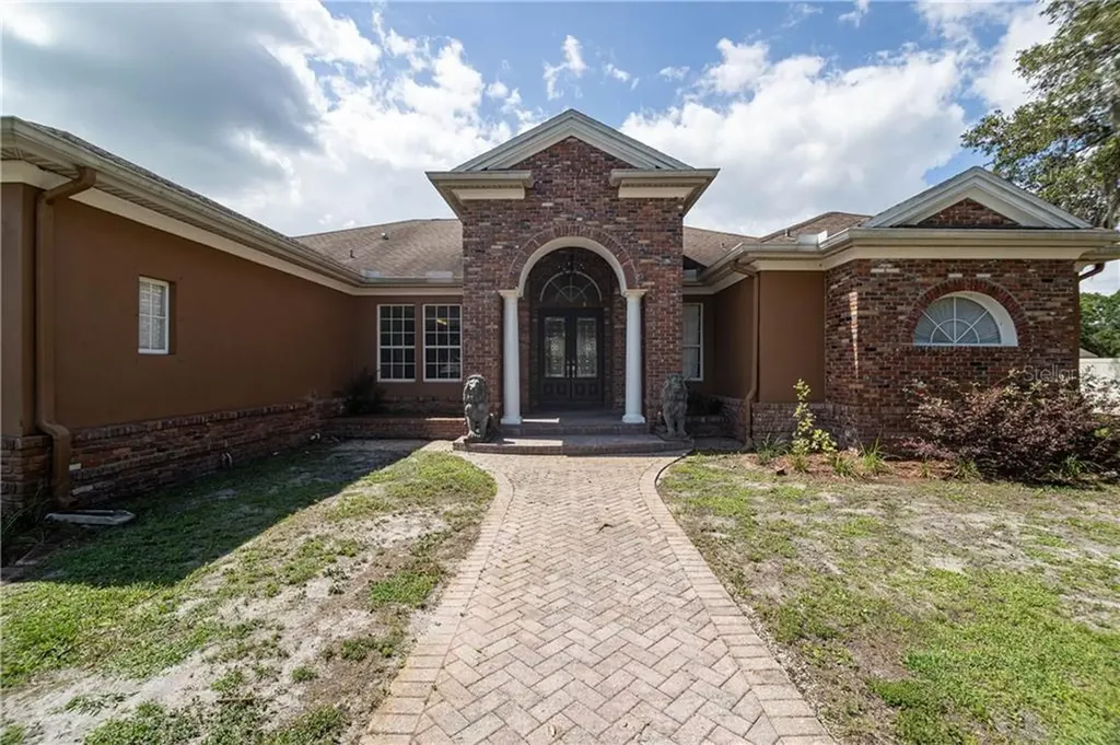 6921 W Dormany Road Plant City FL 33565