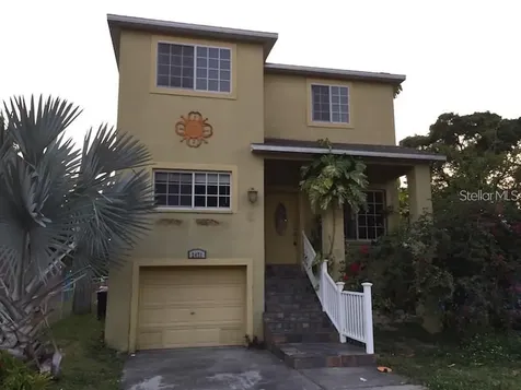 2471 Kingston Street S St Petersburg FL 33711