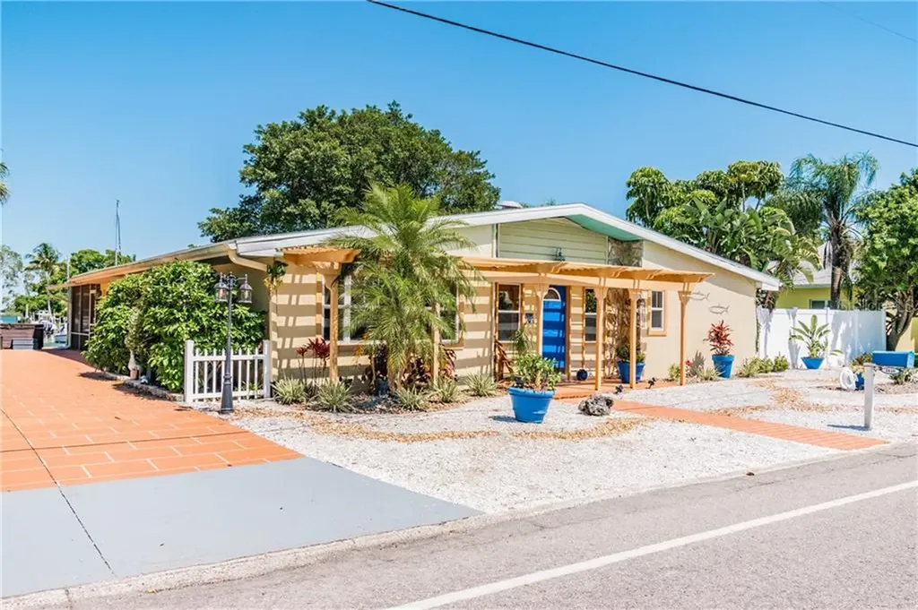 1810 Tarpon Road Palmetto FL 34221