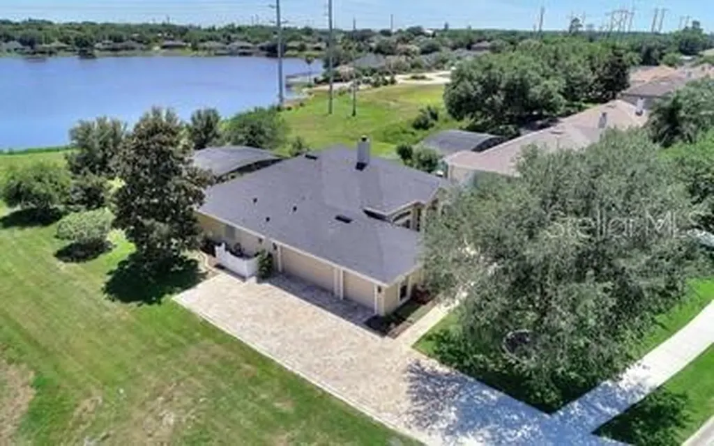 570 Quail Lake Drive Debary FL 32713