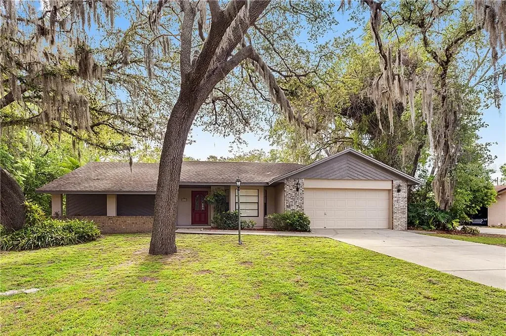 5711 Southview Drive Lakeland FL 33805