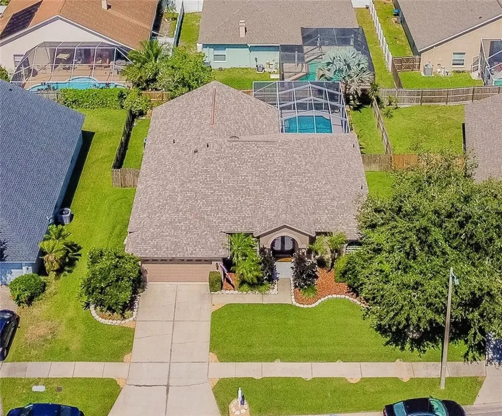 18508 Country Crest Place Tampa FL 33647