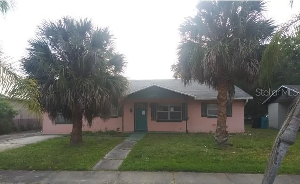 5272 Letha Street Orlando FL 32811