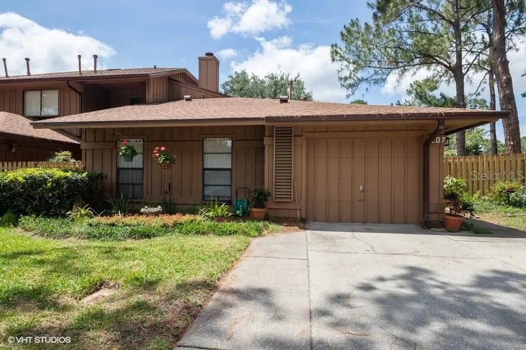 207 Heron Bay Circle Lake Mary FL 32746