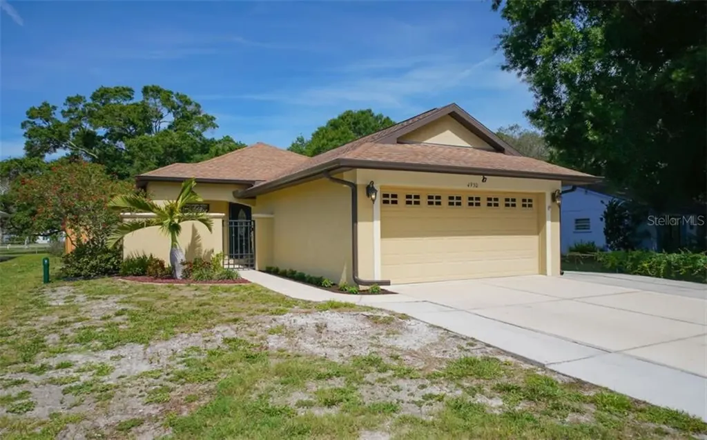 4930 Nutmeg Avenue Sarasota FL 34231