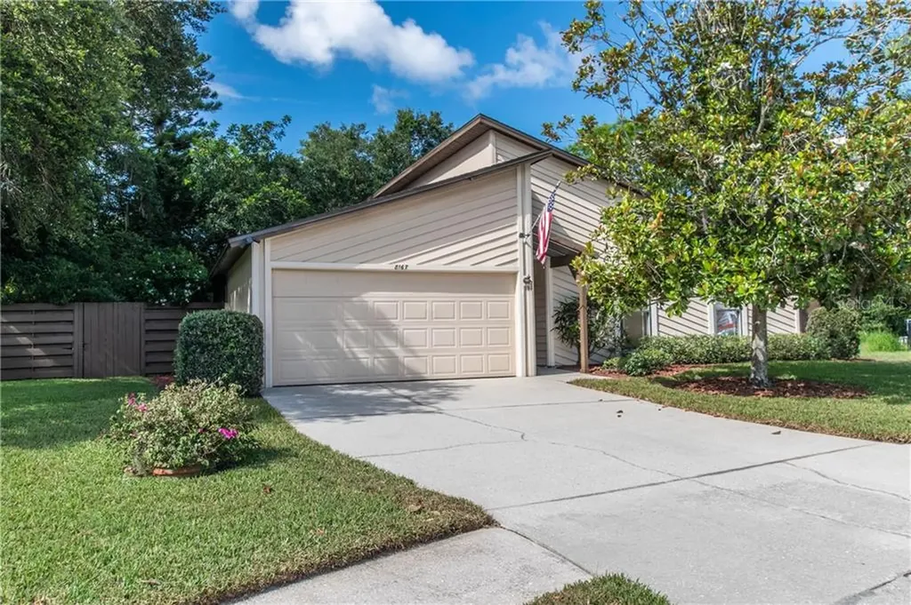 8167 Glenbrooke Court Sarasota FL 34243