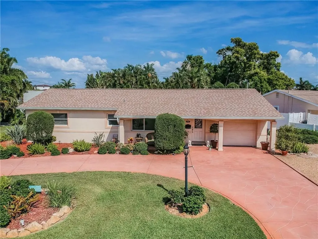 7894 Causeway Boulevard S St Petersburg FL 33707