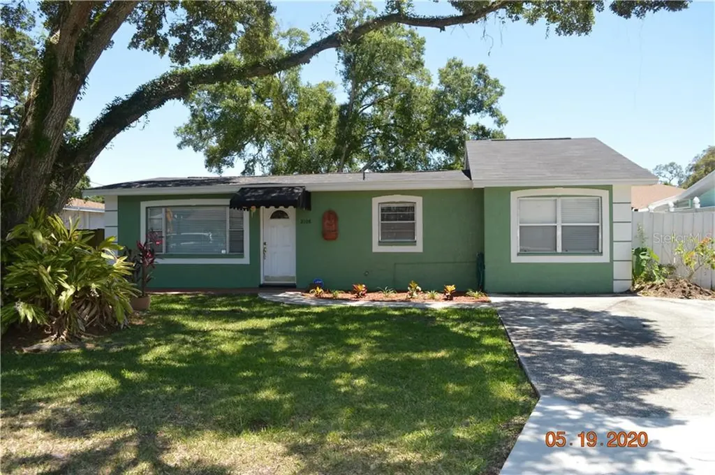 2108 W Paris Street Tampa FL 33604