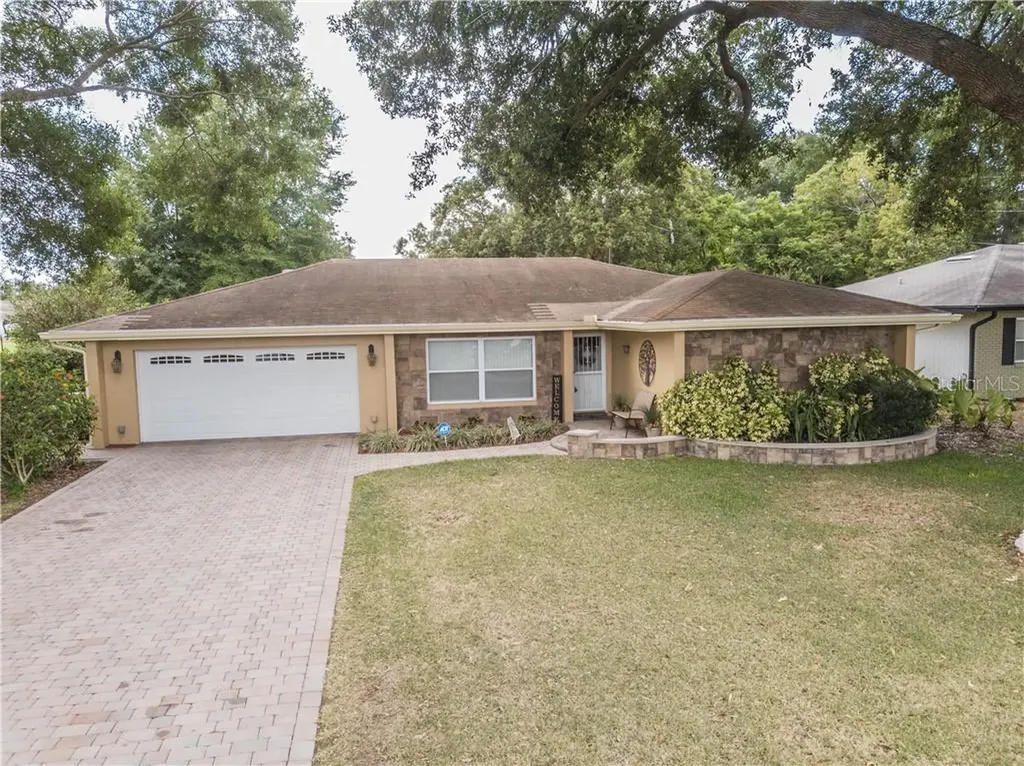 304 Saint Lucie Road Winter Haven FL 33884