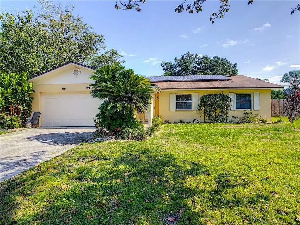 302 Greenwoods Lane Lakeland FL 33813