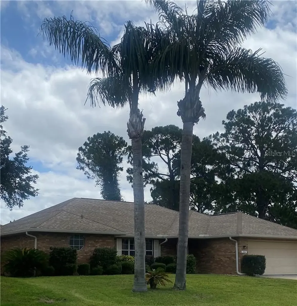 1003 W Gaucho Circle Deltona FL 32725