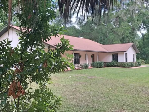 13465 NE 44th Court Anthony FL 32617