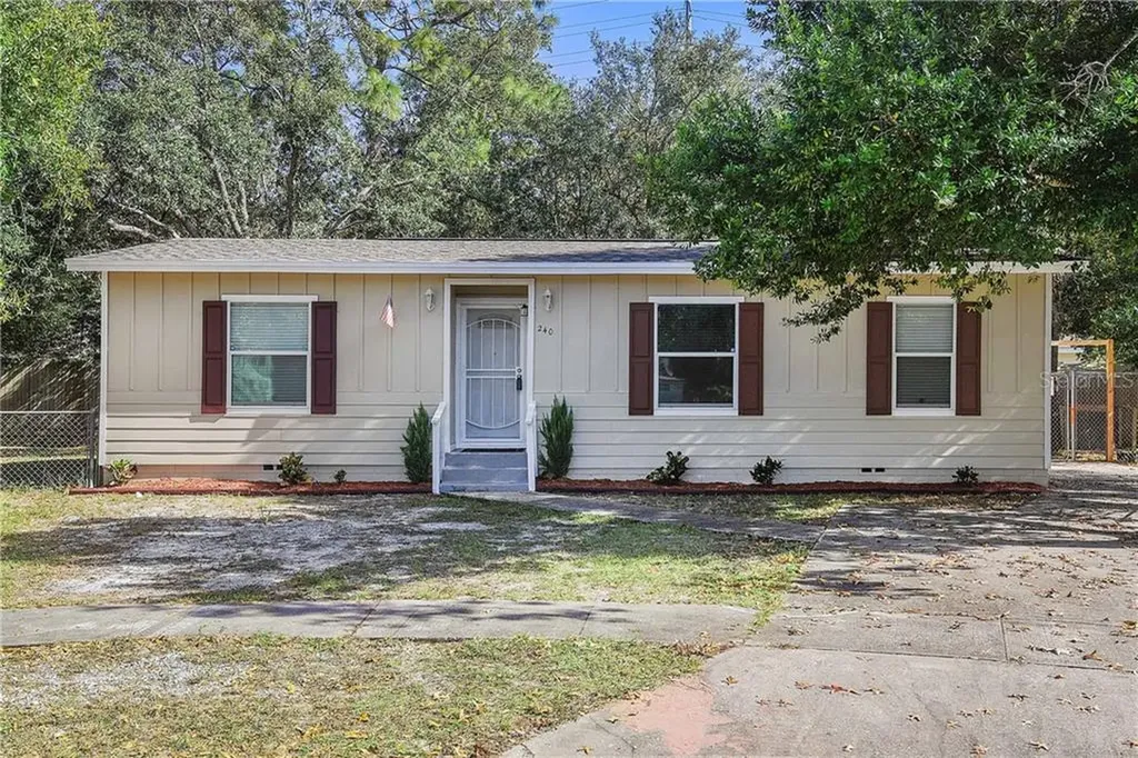 240 Aurora Circle Casselberry FL 32707