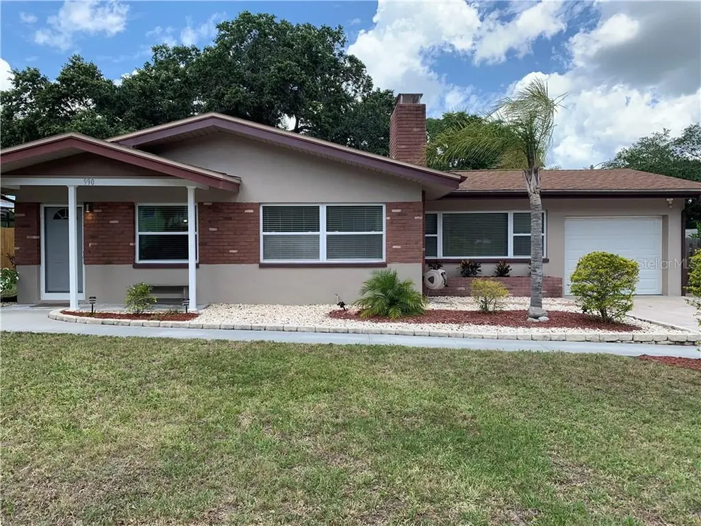 990 Knollwood Drive Dunedin FL 34698