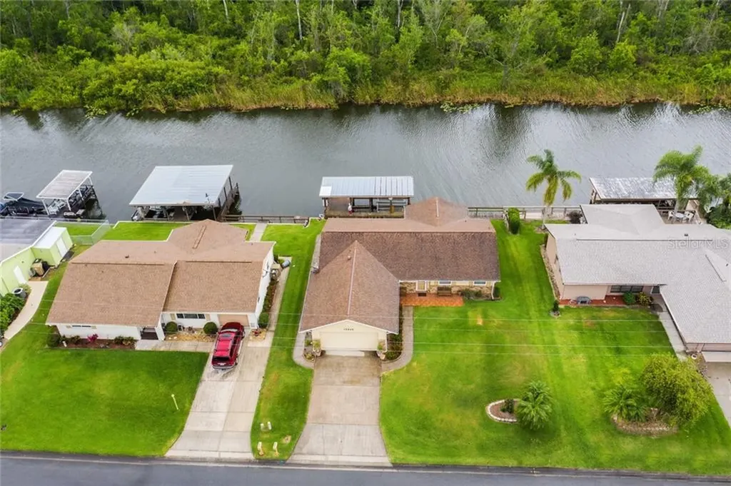 13346 Country Club Drive Tavares FL 32778
